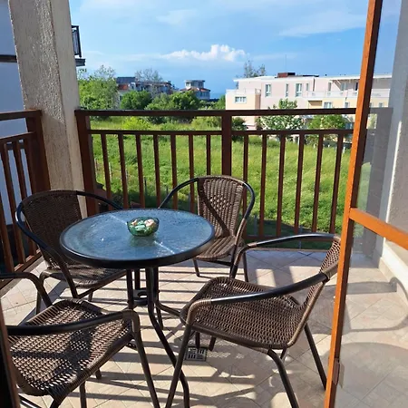 Apartman Sea Dreams в село Lozenec